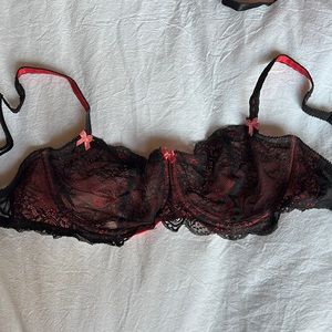 34ddd Adore me black and red bra